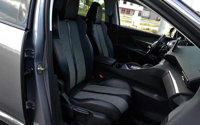 Peugeot 3008 cena 79900 przebieg: 220000, rok produkcji 2018 z Ryn małe 781